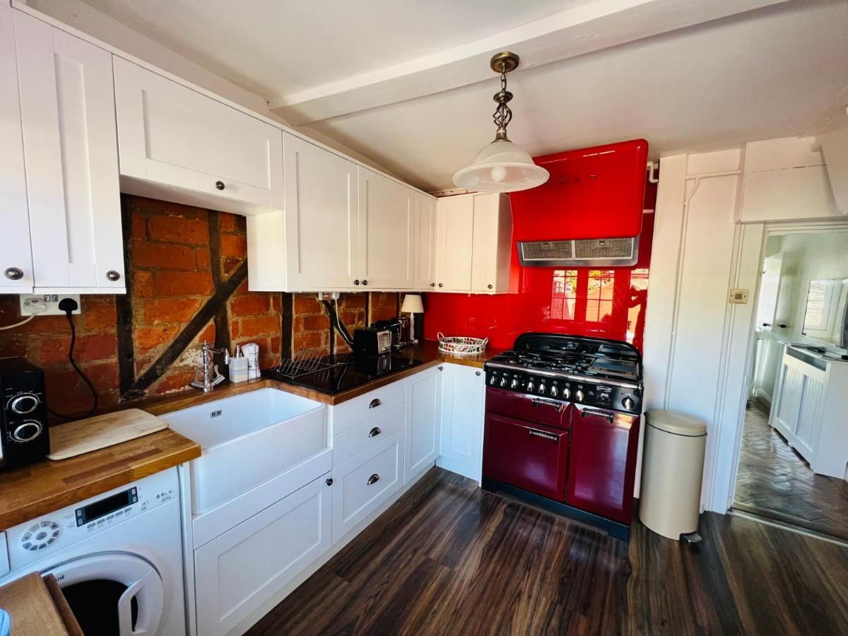 Bridewell Cottage In The Heart Of Tenterden - Pass The Keys Ngoại thất bức ảnh
