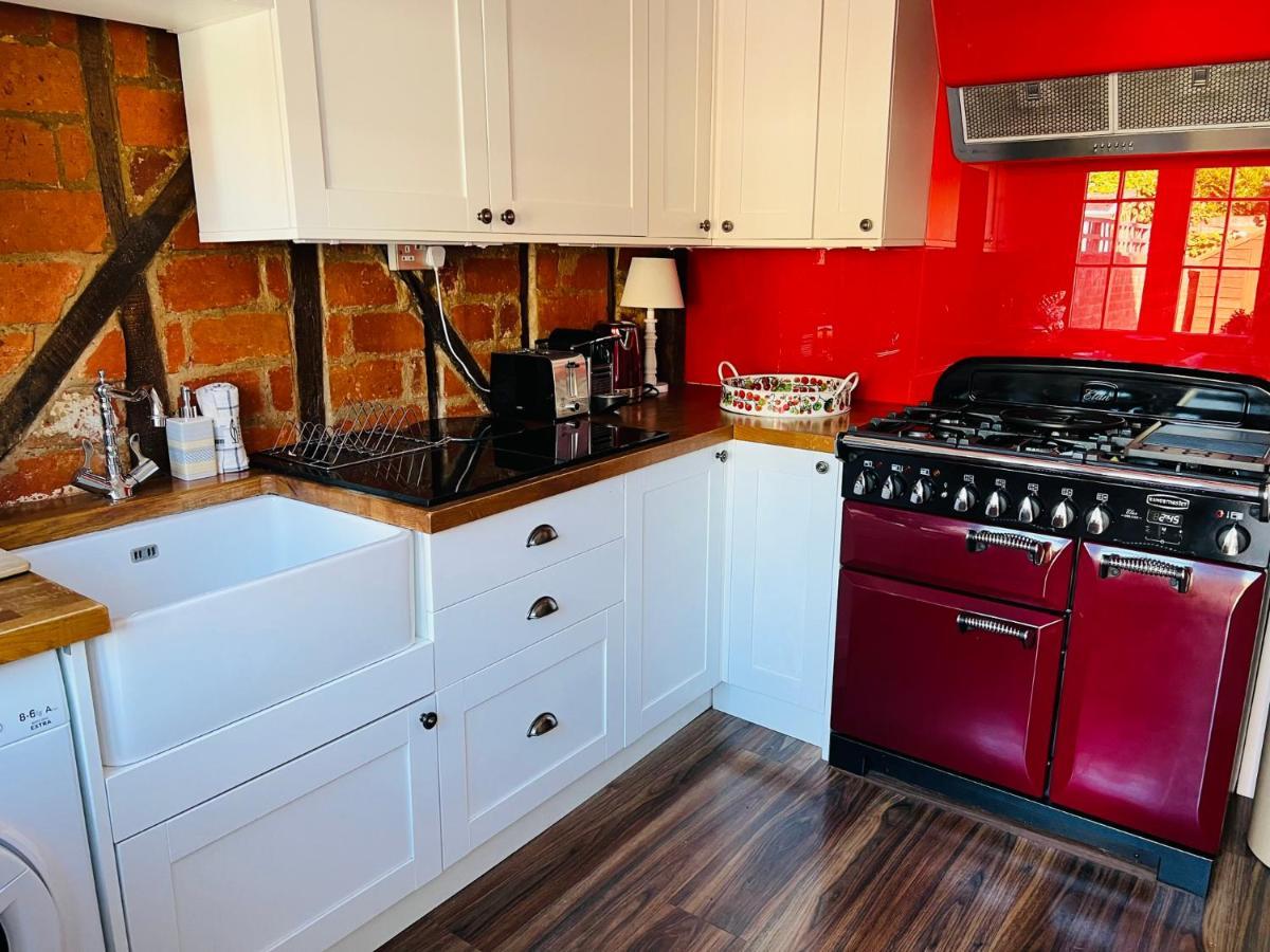 Bridewell Cottage In The Heart Of Tenterden - Pass The Keys Ngoại thất bức ảnh